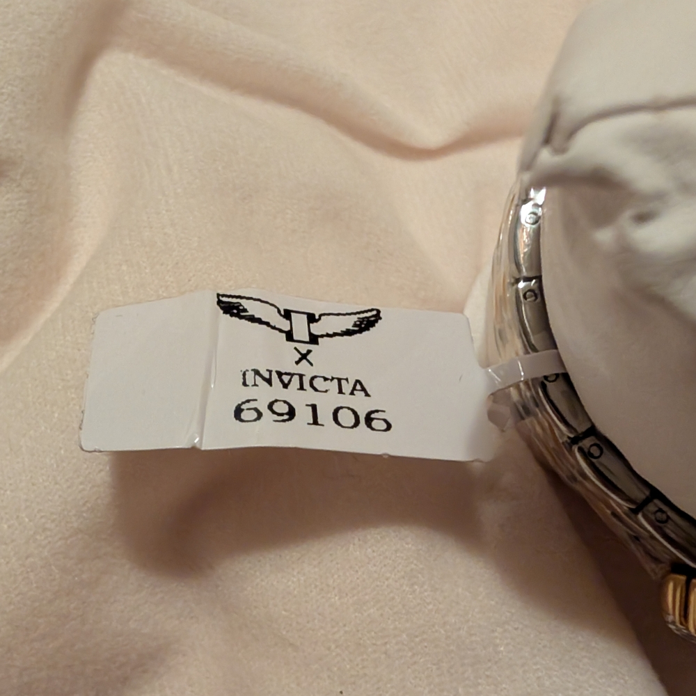 Invicta Wildflower Women's Watch  30mm, Silver Gold (69106) NIB - Picture 3 of 5